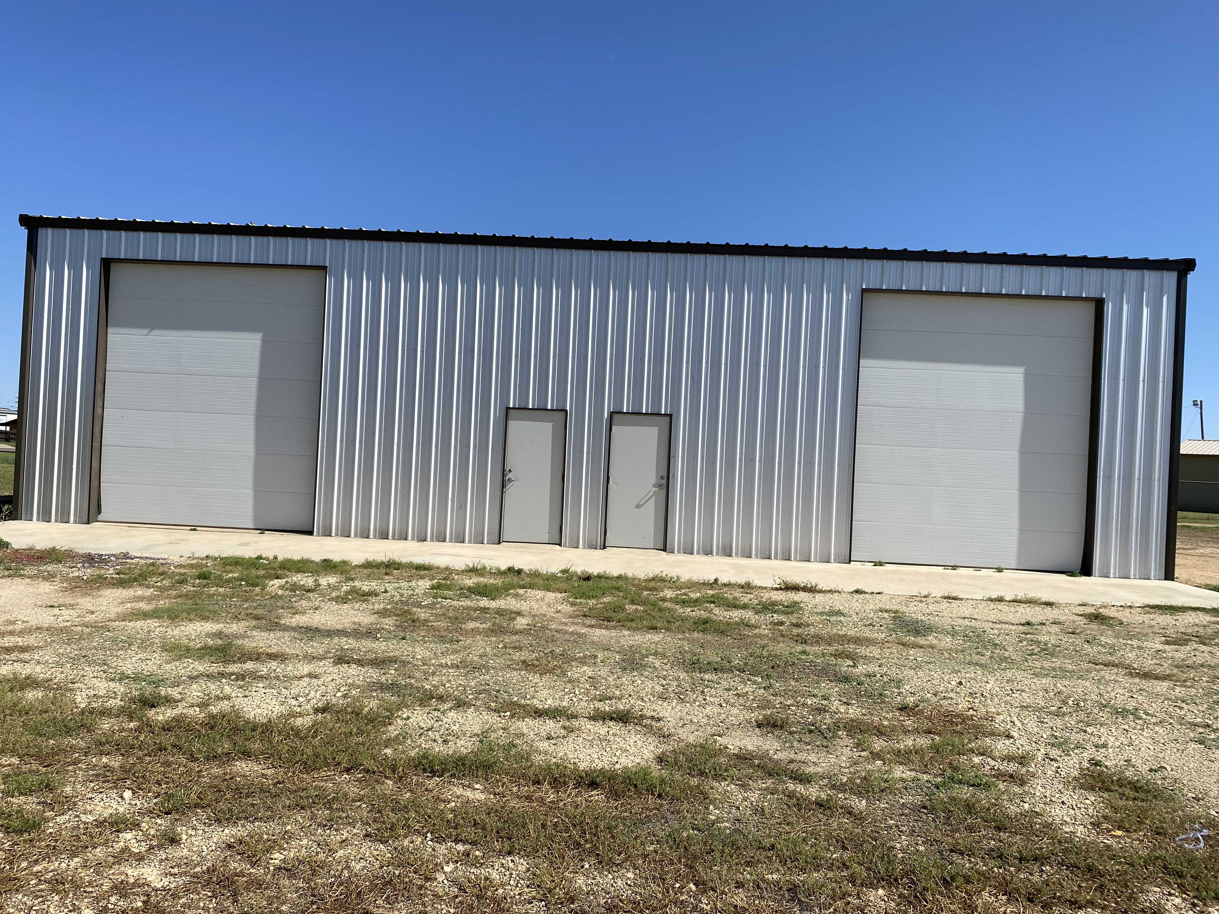 705 W Grover St, Floydada, TX 79235