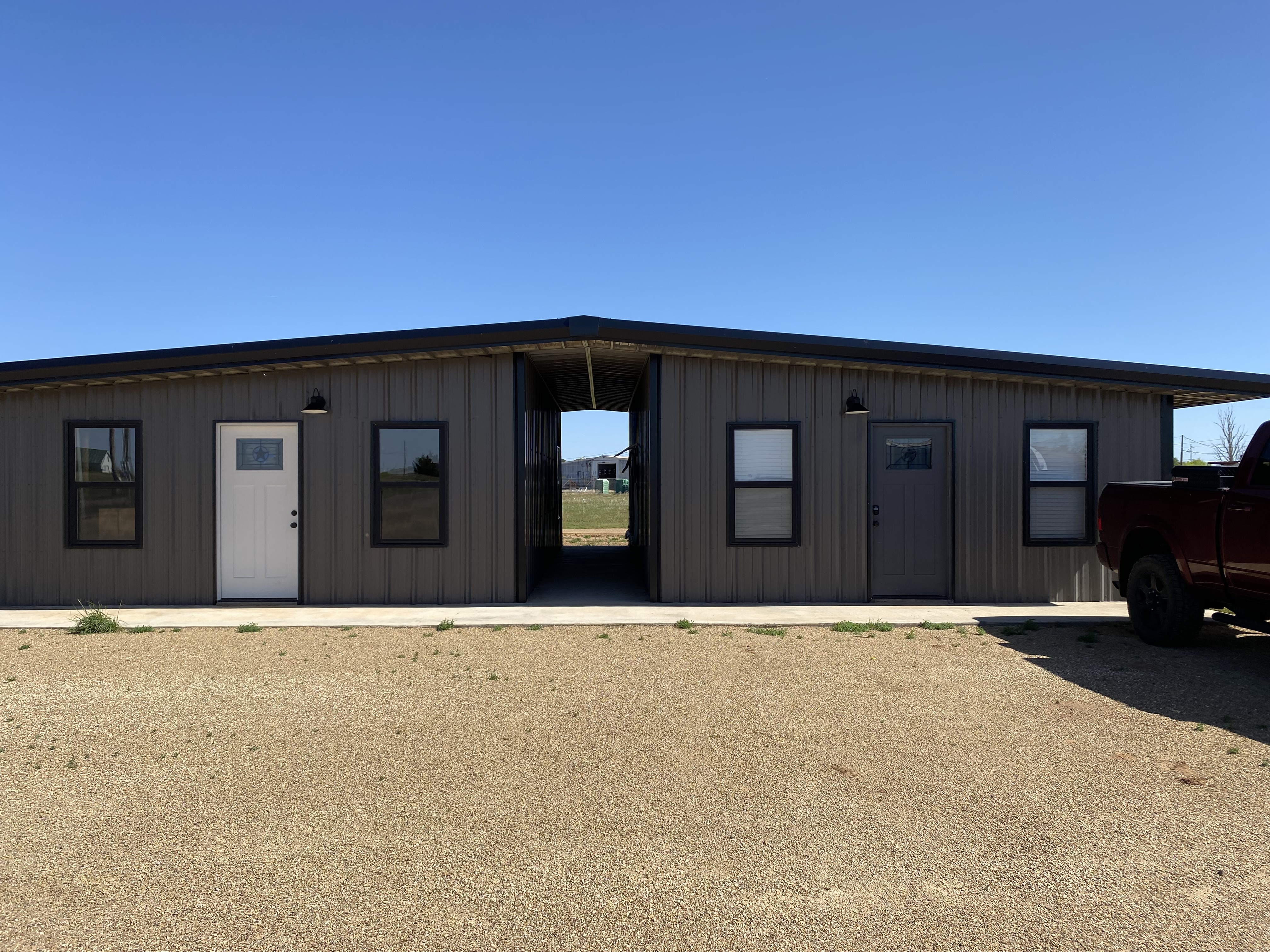 720 W Ollie St, Floydada, TX 79235